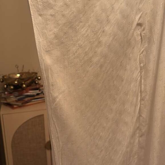 Lilly Pulitzer White Embroidered Lace-Up Ruffle Hem Caftan Cover-Up  L/XL - Picture 6 of 8